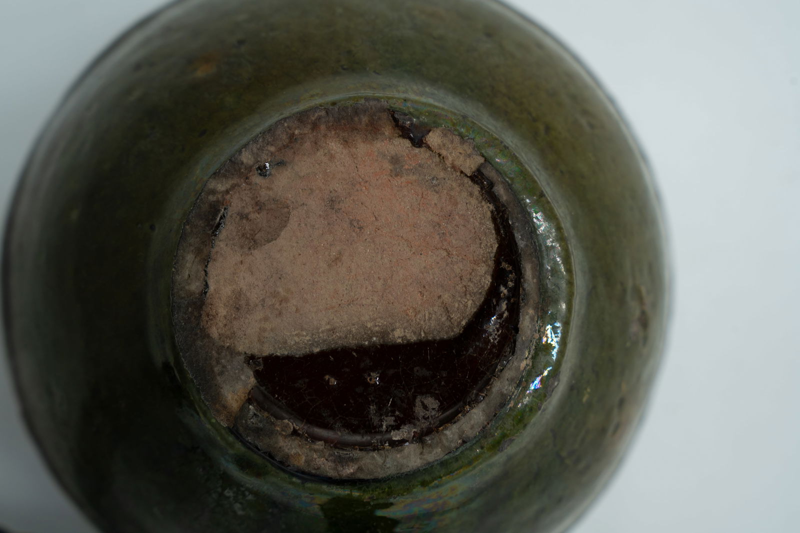 A Chinese Green Glazed Jar - 3