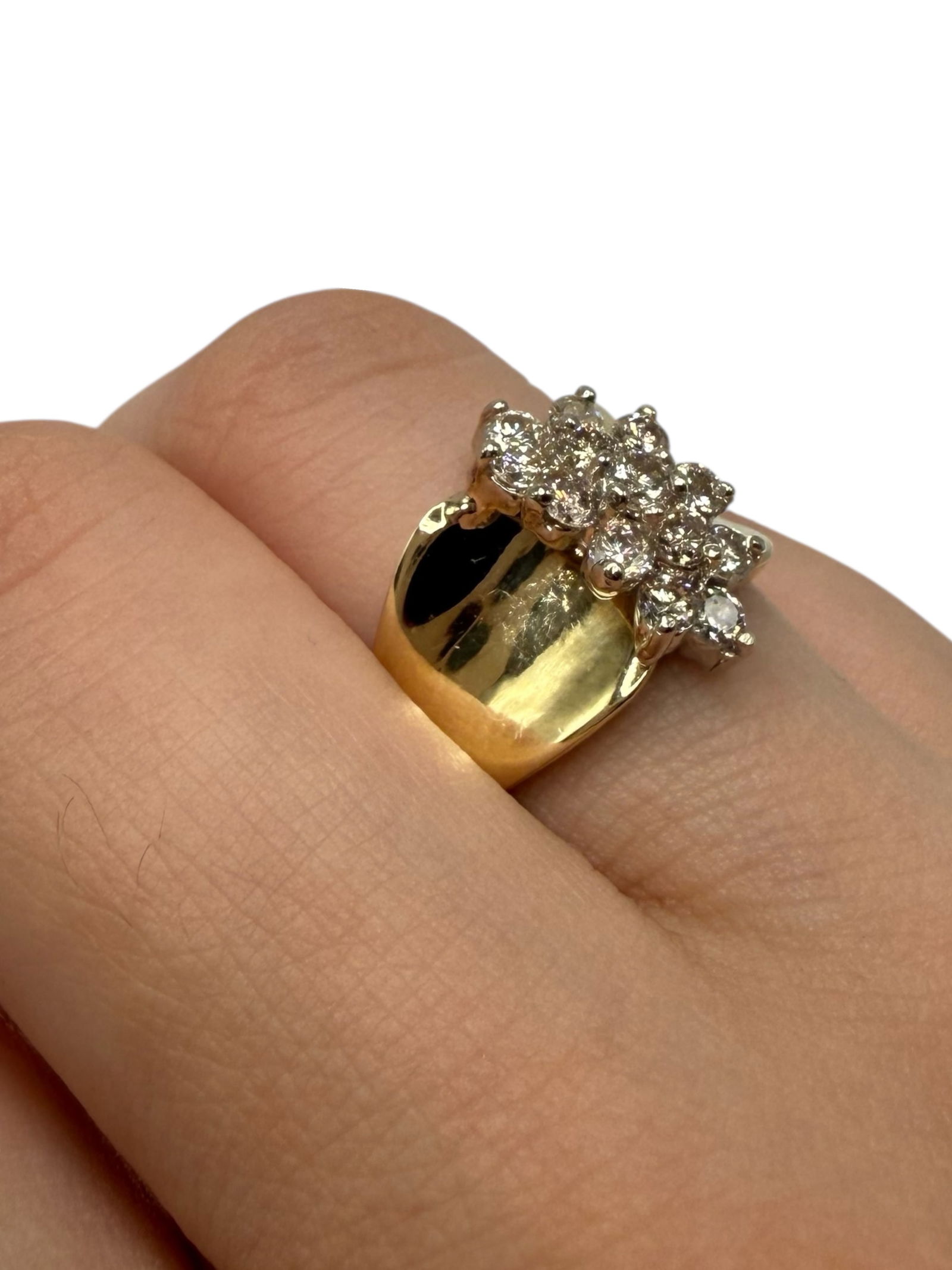 14K Gold Diamond Cluster Ring - 4