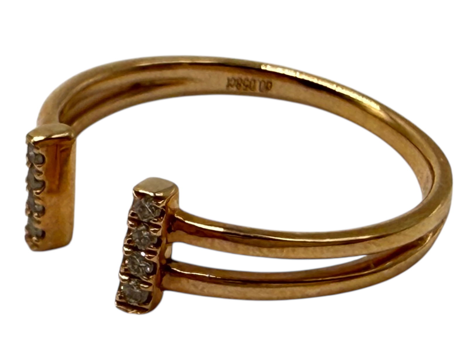 18K Gold Diamond Ring - 2