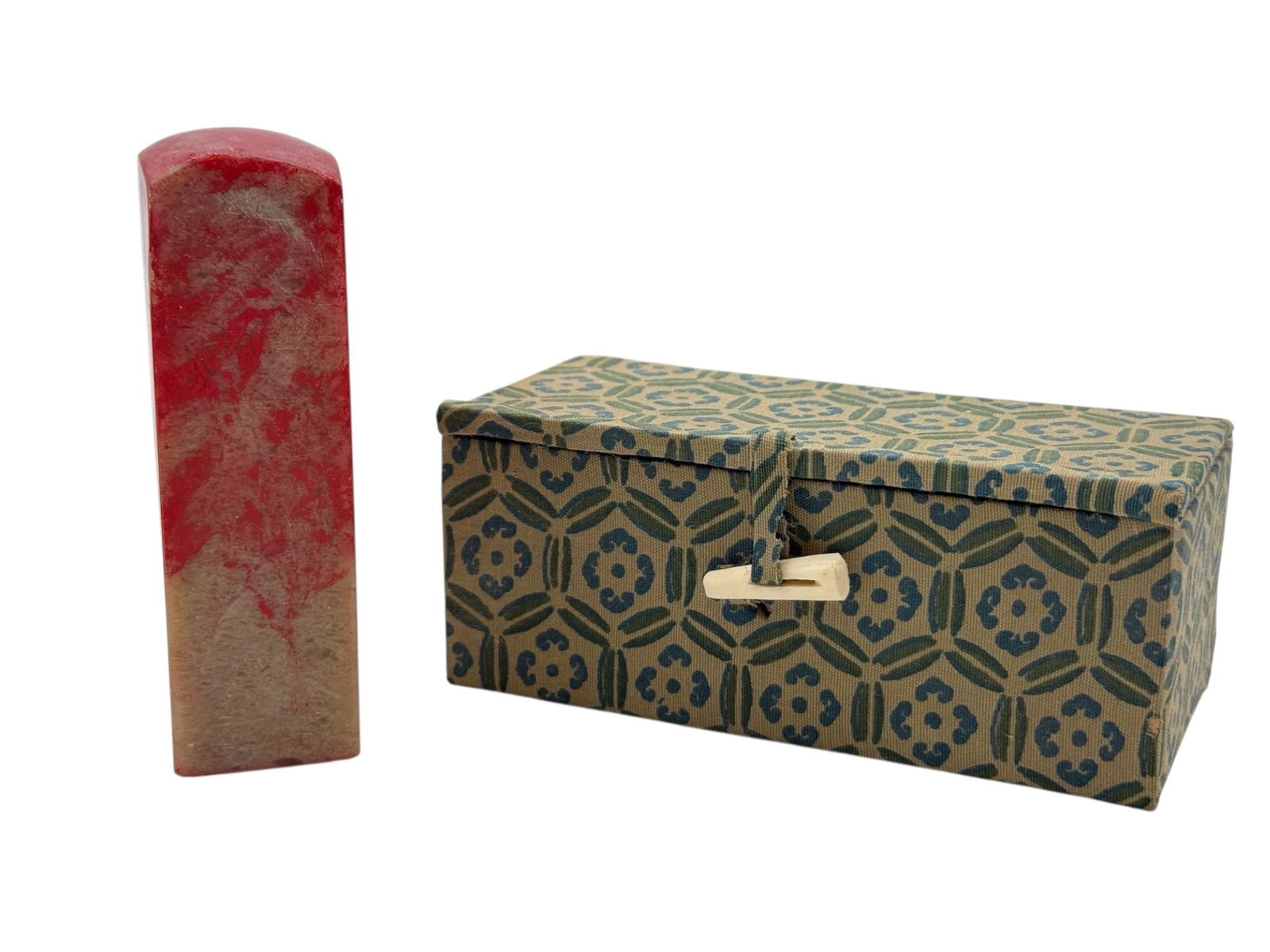 Soapstone Seal with Original Decorative Storage Bo (1 of 7)