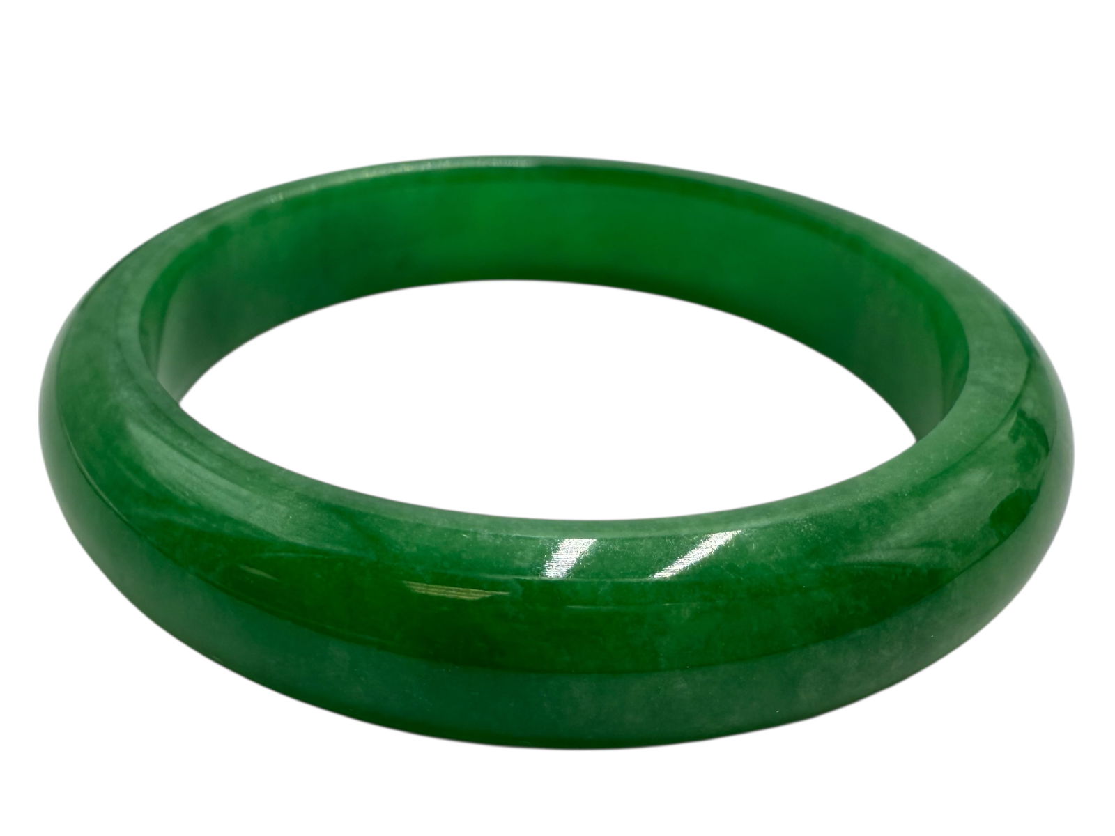 AIGL Certified Natural Jadeite Bangle: AIGL Certified Natural Jadeite BangleOutside Diameter: 74 mm Inside Diameter:57.5 mm Weight : 41.5 grams