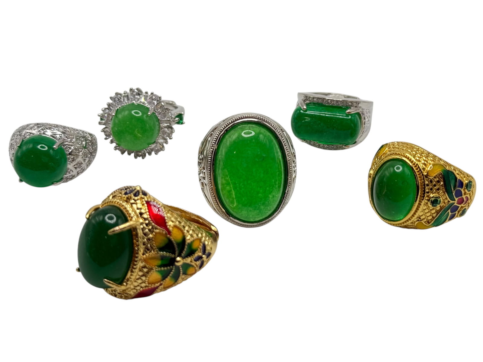 Set of 6 Green Stone Rings with Mixed Metal Design: Set of 6 Green Stone Rings with Mixed Metal DesignSet of 6 Green Stone Rings with Mixed Metal Designs