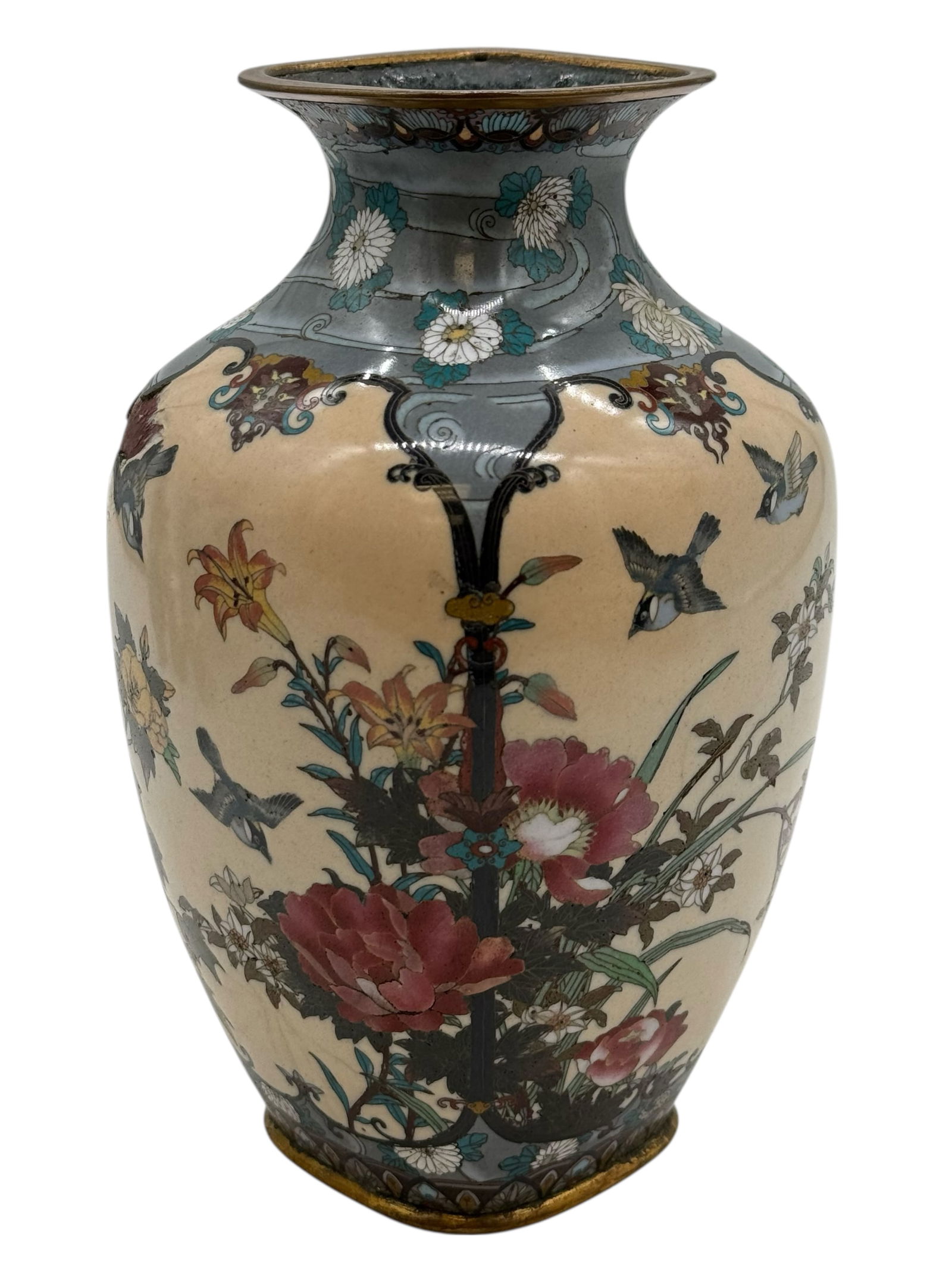 A Chinese Cloisonné Enamel Vase (1 of 7)