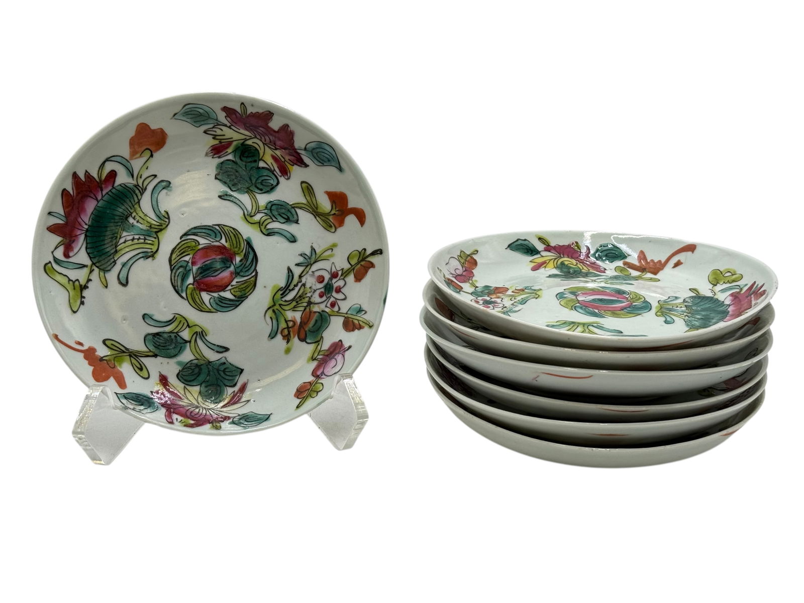 Set of 7 Famille-Rose Porcelain Dishes: Set of 7 Famille-Rose Porcelain DishesD: 6 3/4 inches