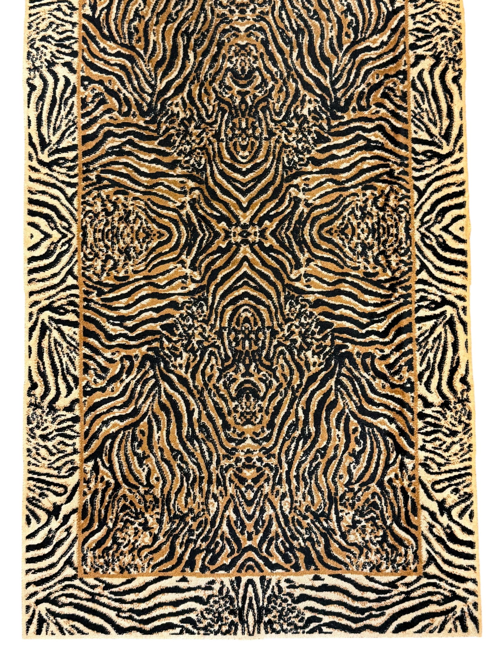 A Decorative Tiger-Stripe Pattern Rug - 2