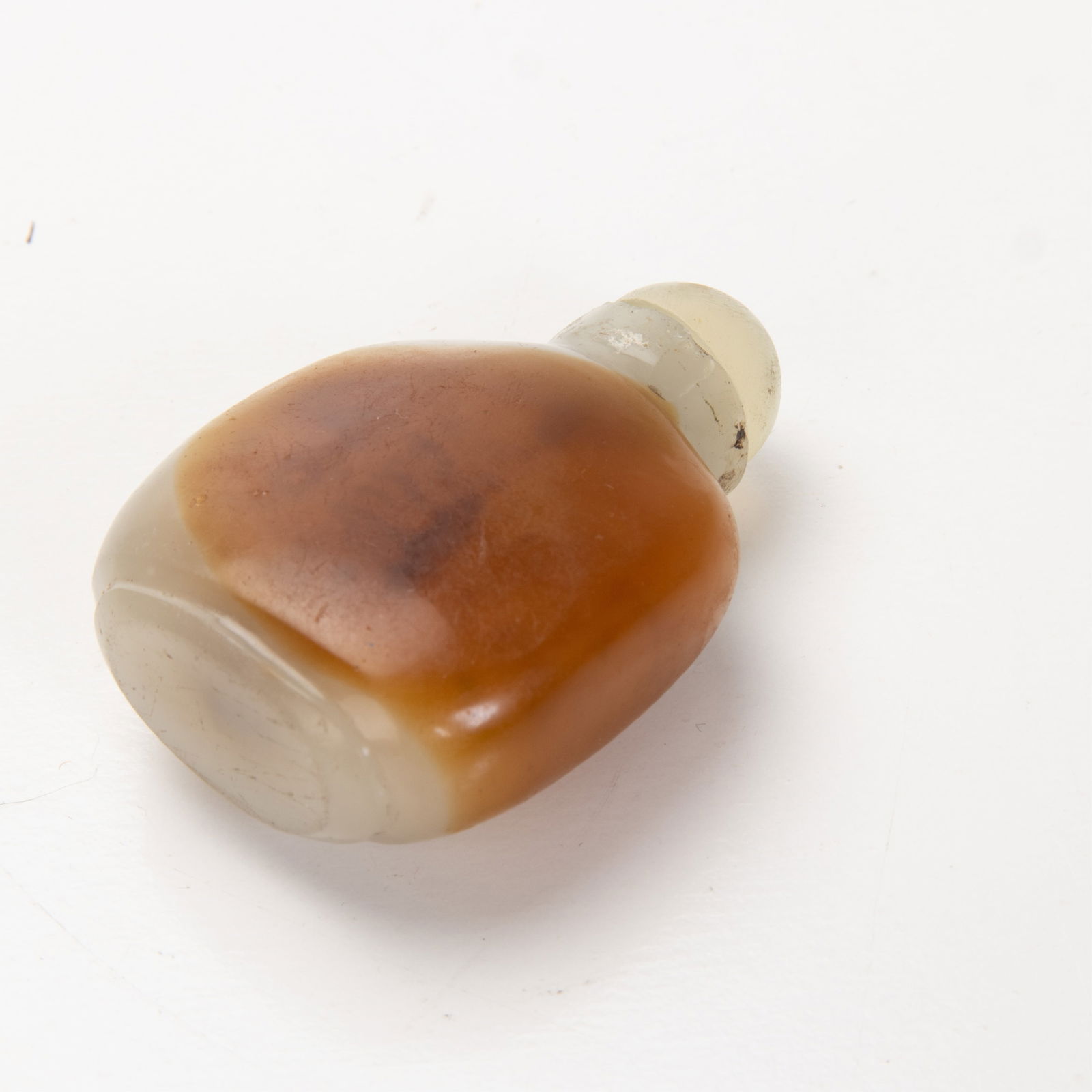 JADE SNUFF BOTTLE - 3