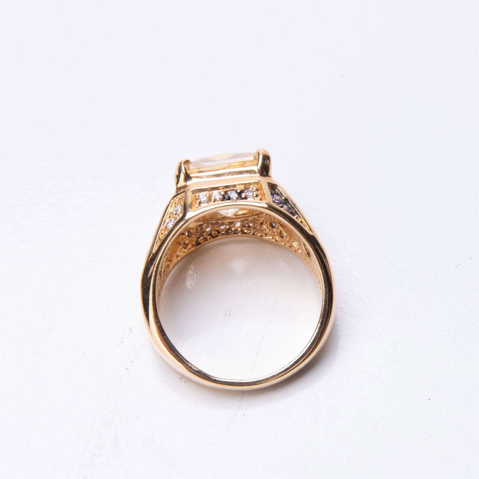 SILVER AND SUARE STONE RING - 6