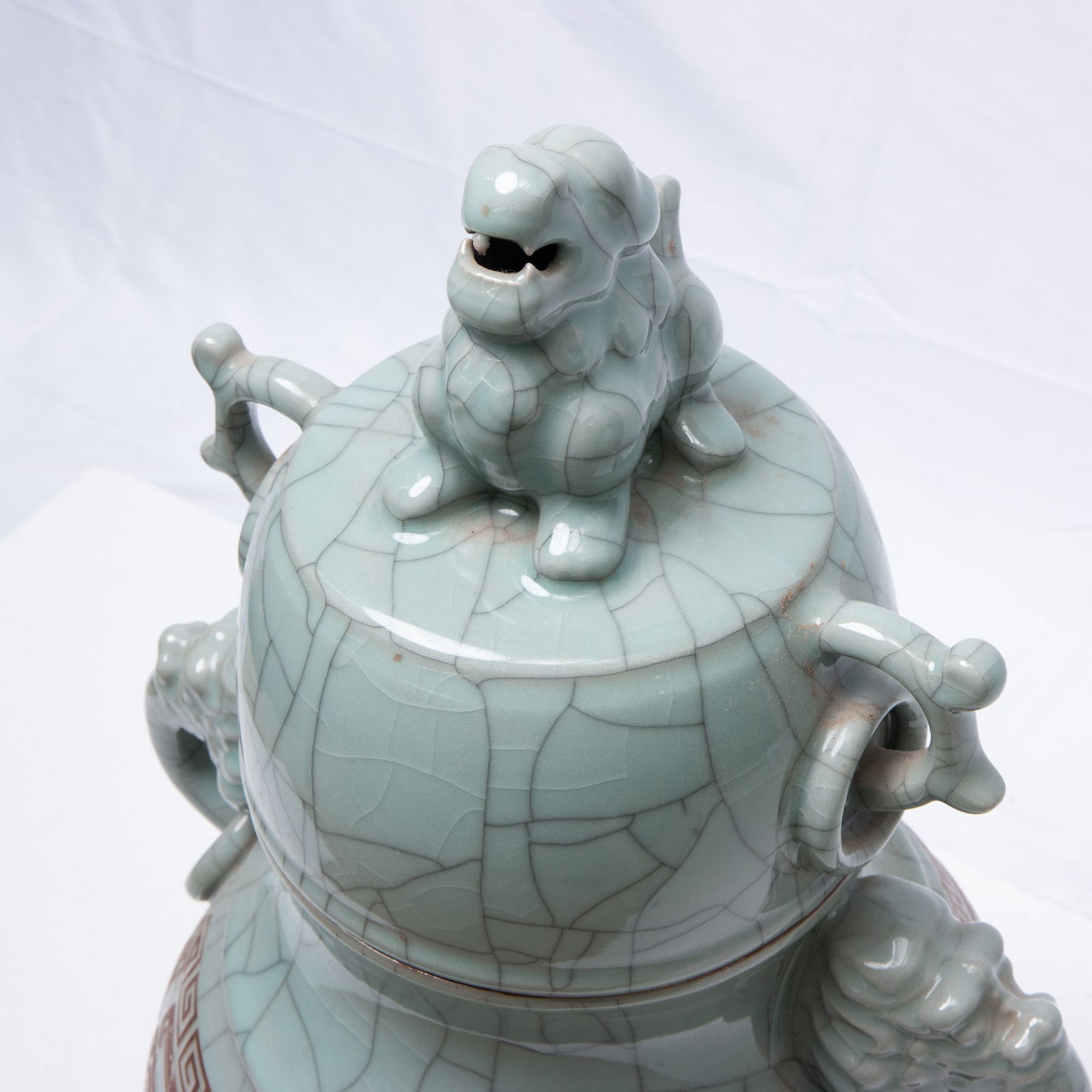 Chinese Ge-Type Jar with Lid - 3