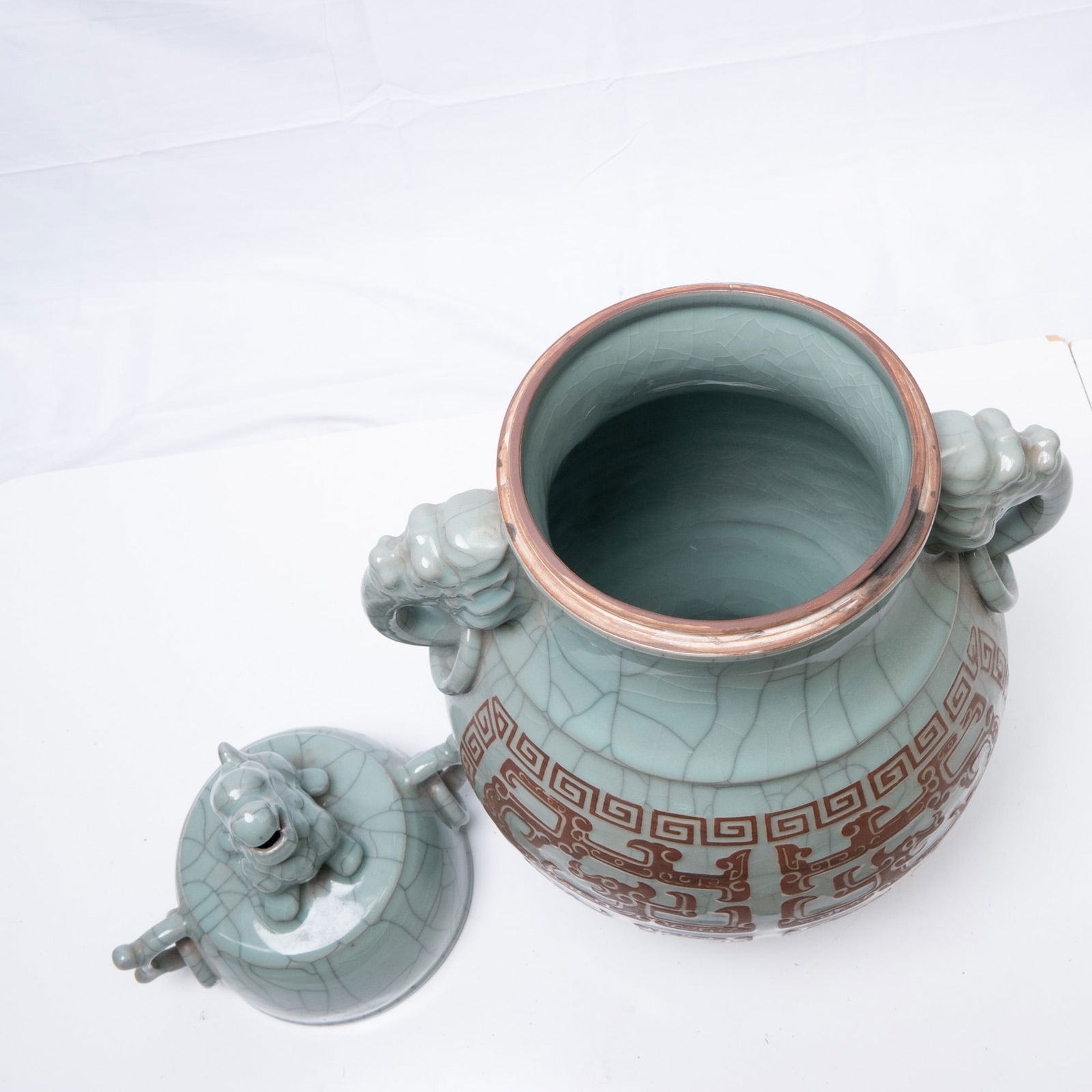 Chinese Ge-Type Jar with Lid - 5