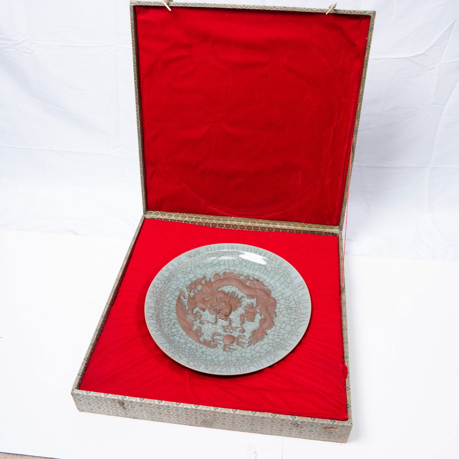 Large Chinese Ge-Type Dish - 6