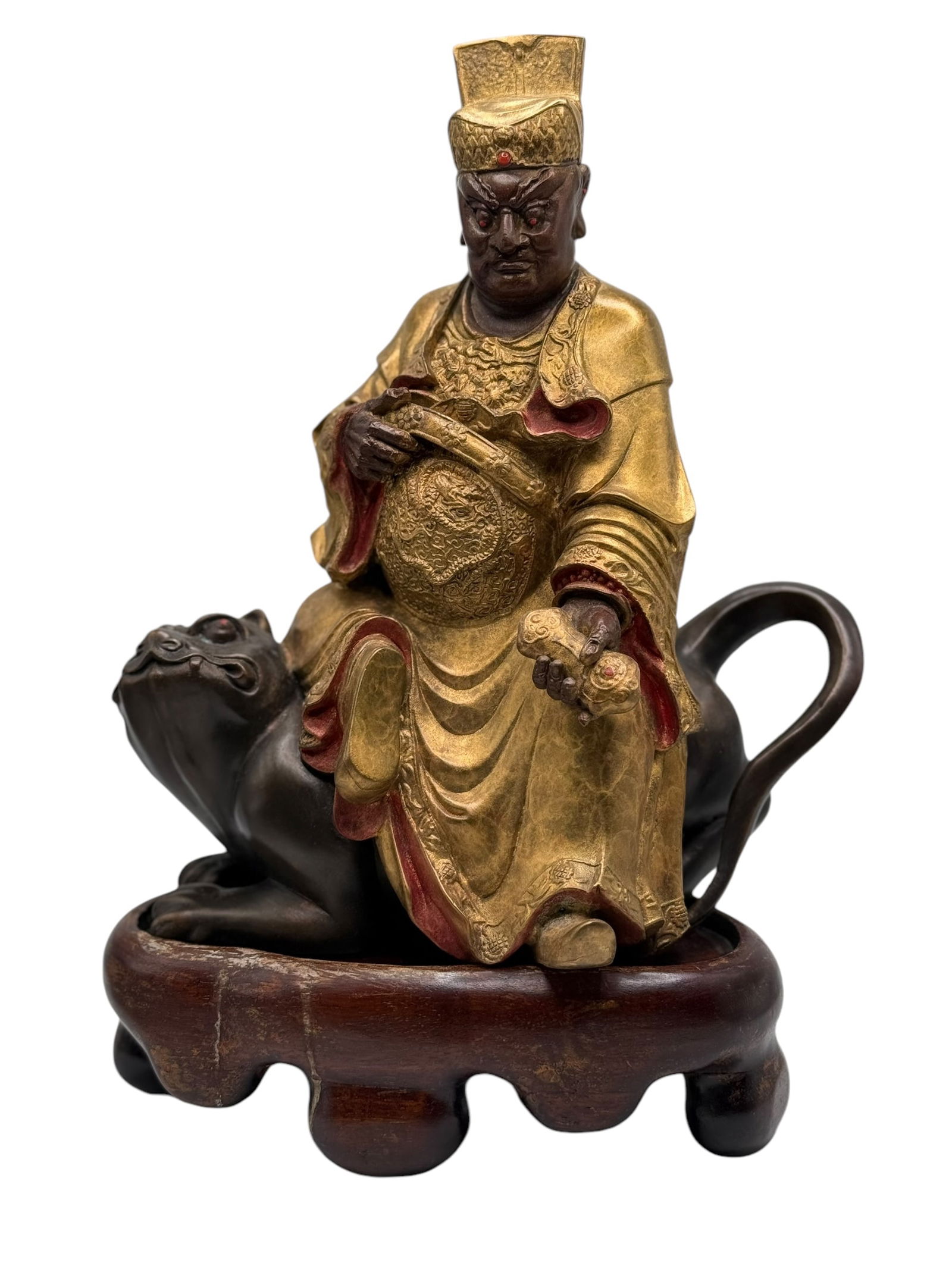 A GILT-BRONZE FIGURE OF AN OFFICIAL: A GILT-BRONZE FIGURE OF AN OFFICIALH : 8 3/4 in ( 22.23 cm ) W : 8 in ( 20.32 cm ) L : 4 3/4 in ( 12.07 cm )