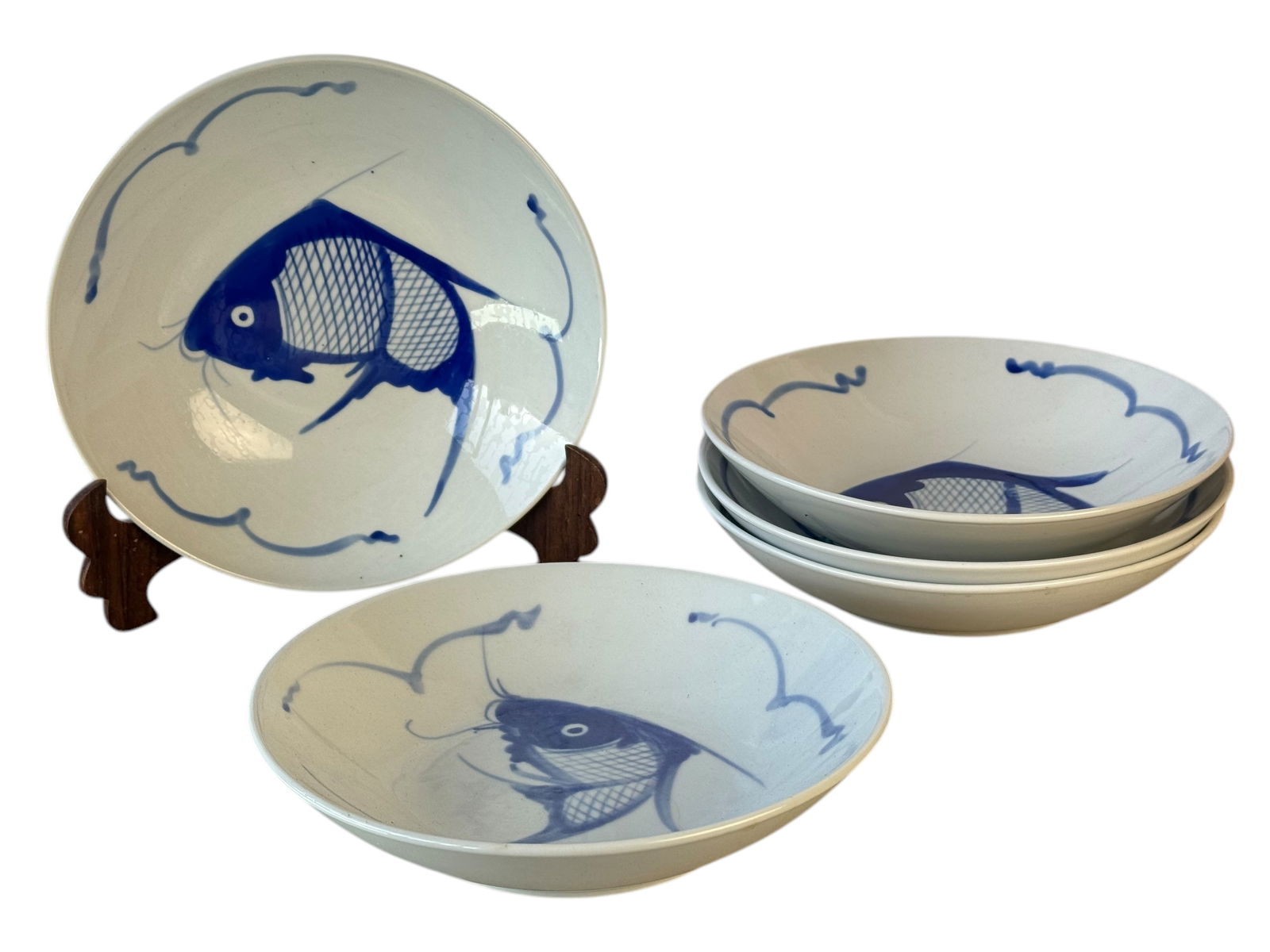 Set of 4 Blue and White FISH Dishes: Set of 4 Blue and White FISH DishesD : 8 7/8 in ( 22.54 cm )