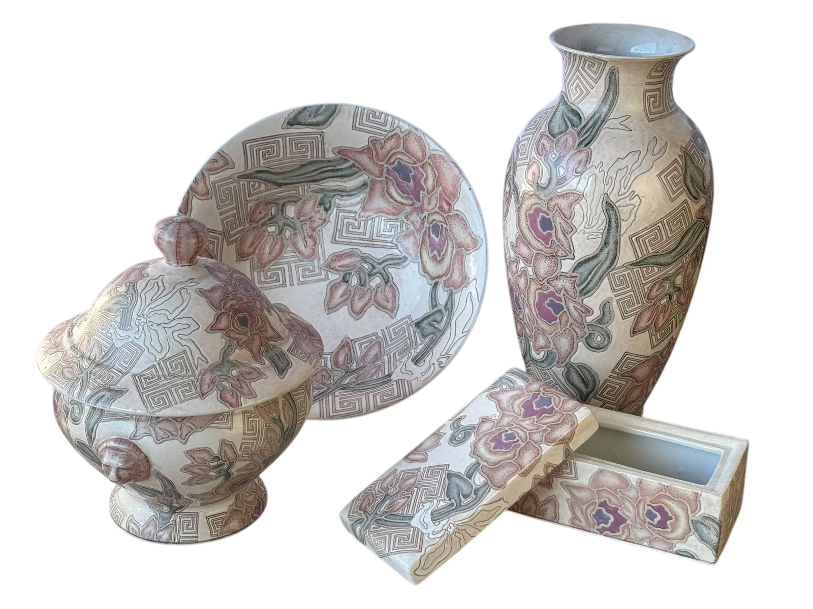 Set of 4 Toyo Terri Roese Cymbaline Cameo Floral: Set of 4 Toyo Terri Roese Cymbaline Cameo FloralH : 4 3/4 in( 12.07 cm H : 4 3/4 in ( 12.07 cm ) W : 13 in ( 33.02 cm ) wan H : 15 in ( 38.1 cm )