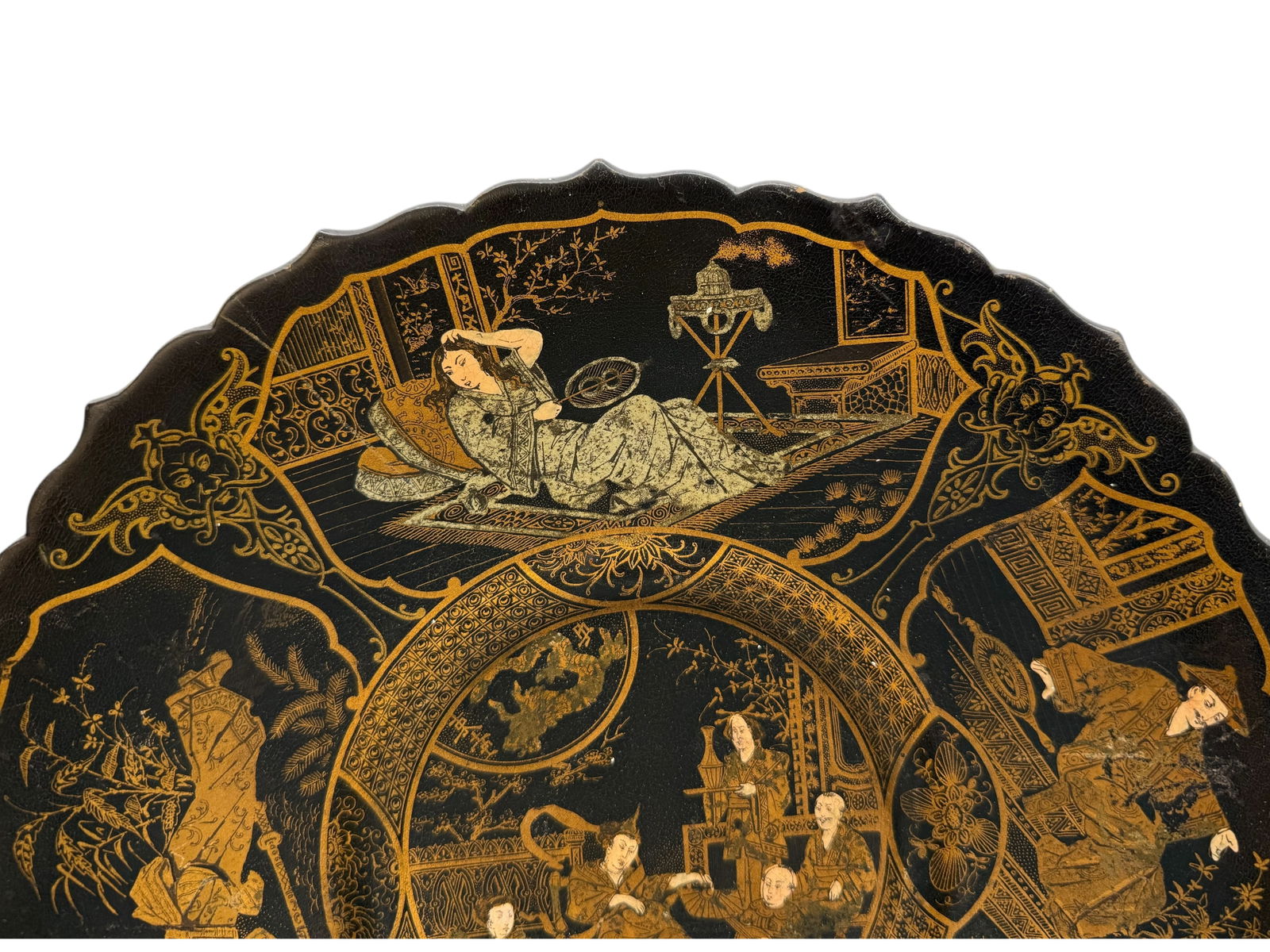 A Japanese Lacquer Dish - 2