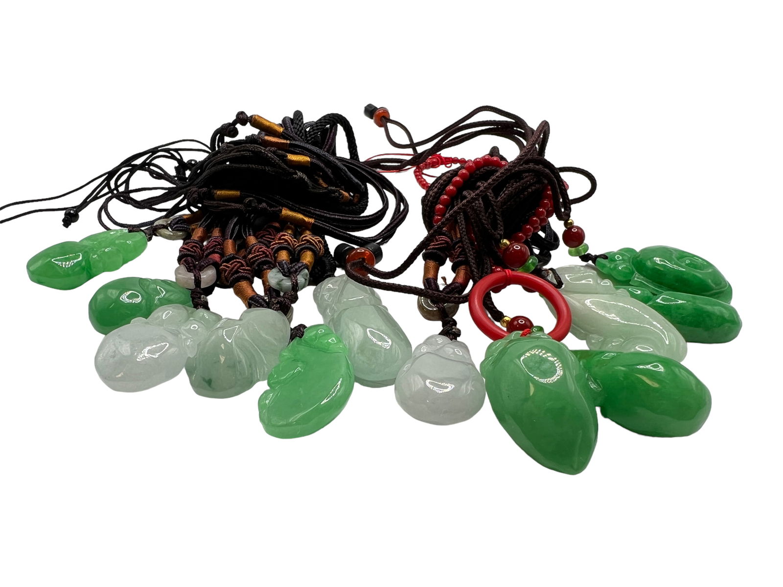 Set of 12 Jade / Green Stone Necklace / Pendant: Set of 12 Jade / Green Stone Necklace / PendantLargest Approximately: Necklace Length : 15 1/4 inches (38.74 cm) 1.42 inches (3.6 cm) 0.7 inches (1.78 cm) 0.59 inches ( 1.5 cm)