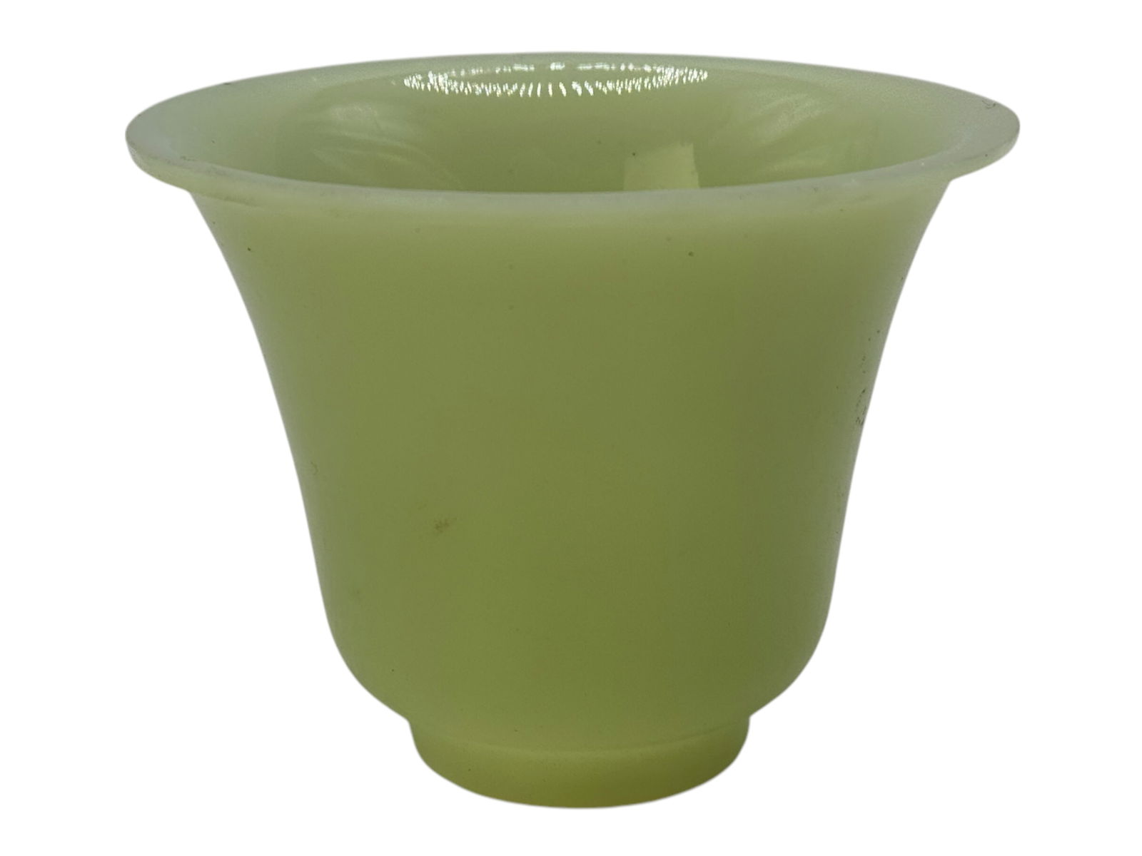 A Peking Glass Cup: A Peking Glass CupH : 2 1/2 in ( 6.35 cm ) W : 3 1/4 in ( 8.26 cm )