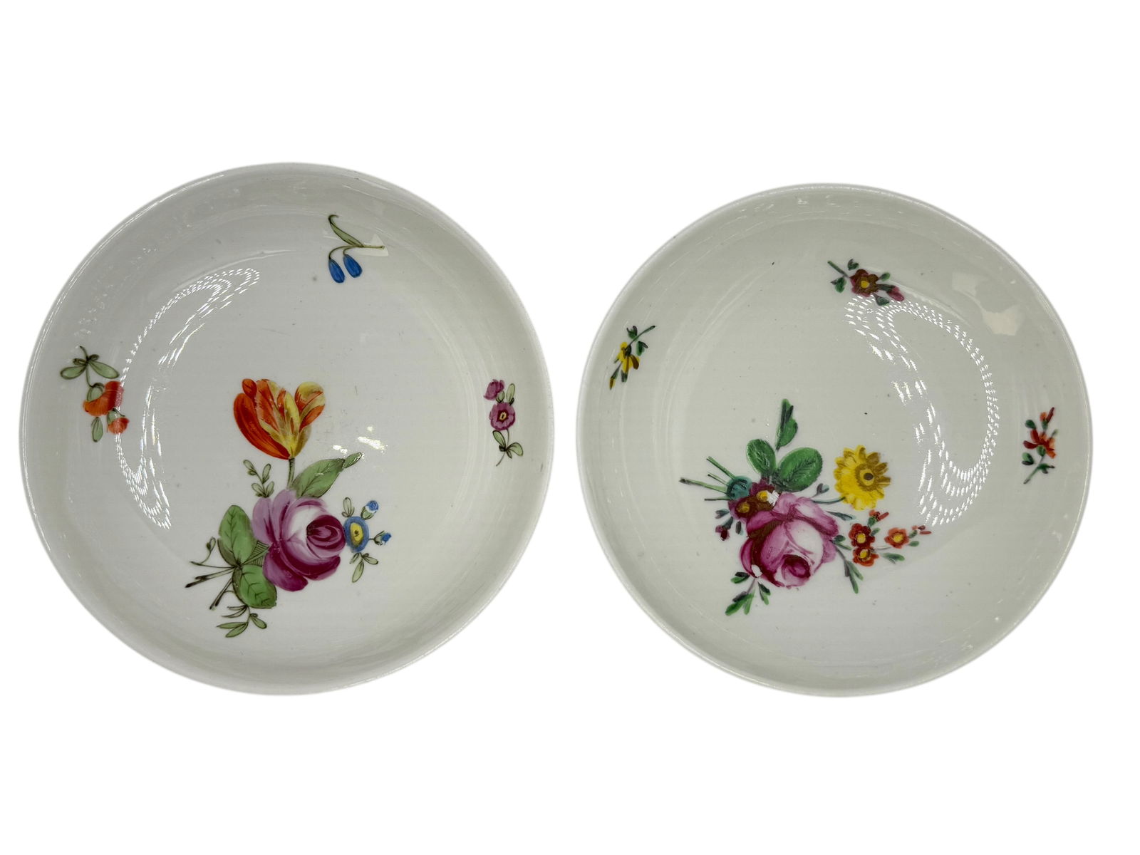Pair Of Famille Rose Dishes: Pair Of Famille Rose DishesD : 5 1/4 in ( 13.34 cm )