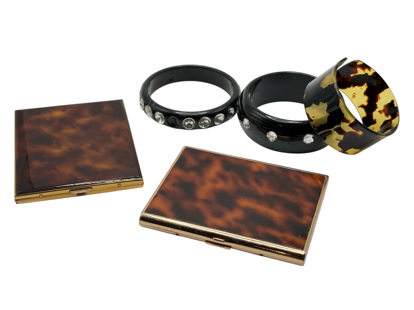 A Group of Tortoiseshell-Style Accessories (1 of 6)