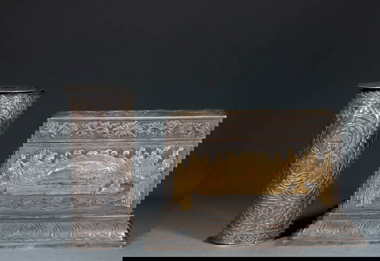 Silver Gilt Seven Buddha Parents Name Character Sutra Collection Box