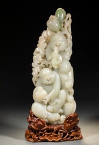 Hetian jade with green smile often open decoration