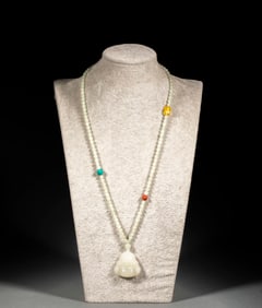 Hetian jade Maitreya Buddha pendant