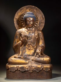 Bronze gilt Buddha Statue of Shakyamuni (with relics)