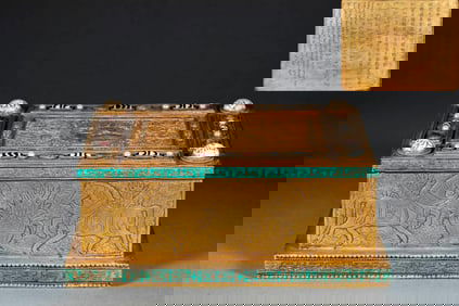 Qing Dynasty Shunzhi year year gilt bronze wire inlaid Buddha scripture box