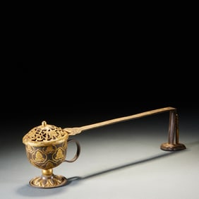 Handheld aromatherapy