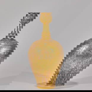 Before the Ming Dynasty gold Khitan script "Figure" wide-mouth bottle: Gold Contract Document with Khitan Script and Figures from Before the Ming Dynasty: Made of gold, it was crafted using casting and engraving techniques. The bottle is engraved with figures and possibl