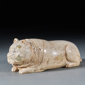 Ancient jade bear from before the Ming Dynasty