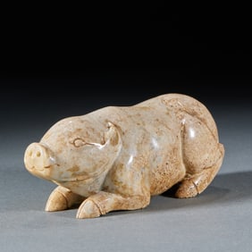 Ancient jade pig from before the Ming Dynasty