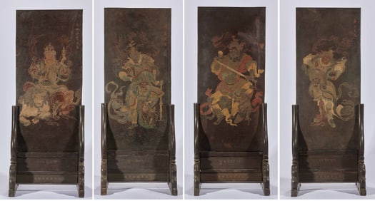 During the reign of Emperor Qianlong of the Qing Dynasty, stone-carved screens featuring the Four