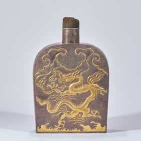 Silver-gilded dragon pattern bottle