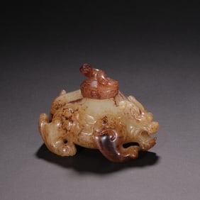 Hetian jade auspicious beast seal