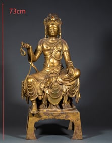 Before the Ming Dynasty, the Tang Dynasty held the free-flowing Guanyin with a ribbon