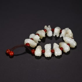 Qing Dynasty Hetian jade carvings of the twelve Chinese zodiac bracelets