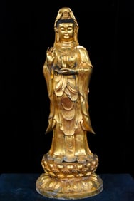 A Gilt-Bronze Guanyin Statue Inlaid with Gemstones