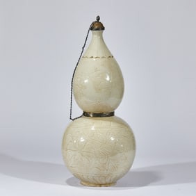 Ding Kiln Flower and Gourd Vase