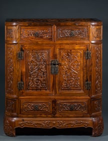 Huanghuali, Hundred Treasures Cabinet