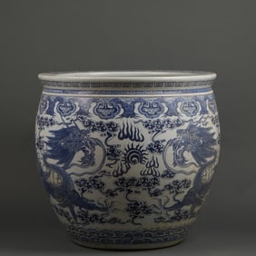 Ming - dynasty blue - and - white scroll jar with the pattern of two dragons playing with a pearl