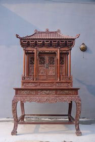 Large Buddha niche made of rosewood