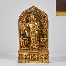 Gilt Bronze Statue of Guanyin in Free and Unrestrained Posture