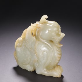 Qing Dynasty Hetian Jade Seed Material Ornament of Auspicious Beasts