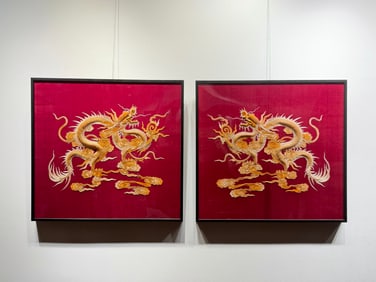 Pair of Qing Dynasty Dragon Pattern Embroidery Works