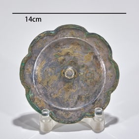 Bronze Flower-Petal-Shaped Mirror with Gilt-Silver Inlay and Phoenix Patterns, Pre-Ming Dynasty
