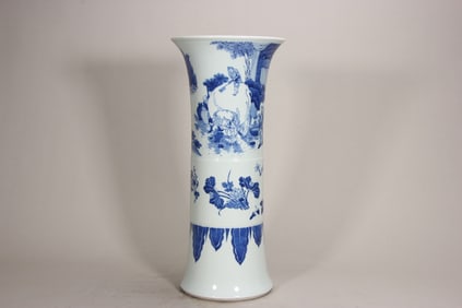 Blue and white porcelain vase with elephant-washing scene, Ming Dynasty, Chongzhen period
