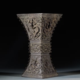Dragon pattern copper square vessel