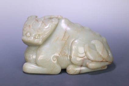 Qing Dynasty Hetian jade pi-hu ornament
