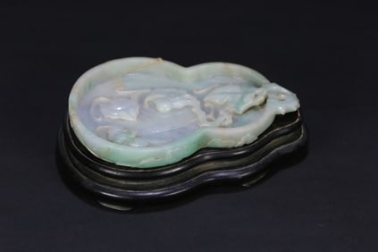Qing Dynasty Scholar's Delicate Utensil, Natural Old Jadeite Gourd Brush Washer