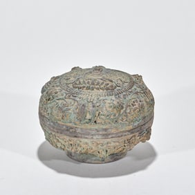 Pure Silver Lidded Box with Carved Sakyamuni and Eight Treasures